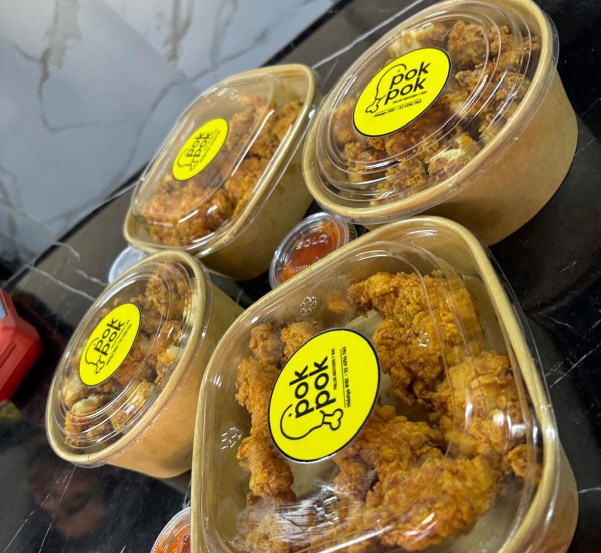 Bowls de pollo crujiente Pok Pok listos para llevar